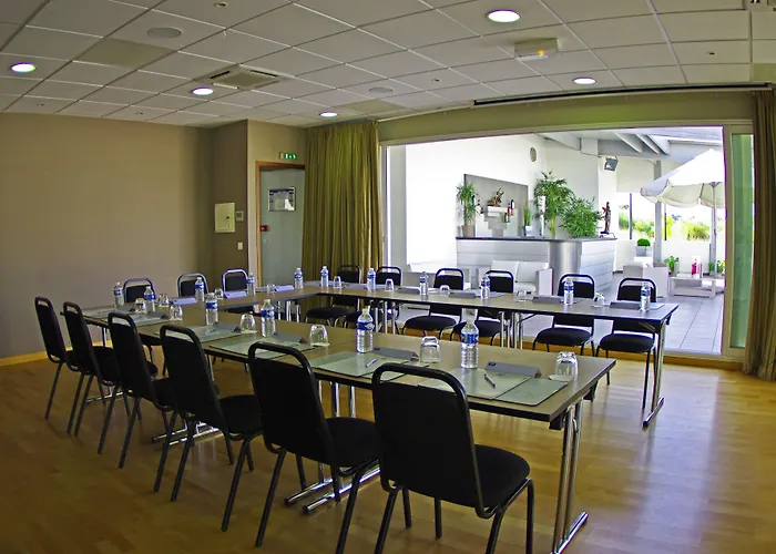 Campanile Ouest - Croix D'argent Montpellier