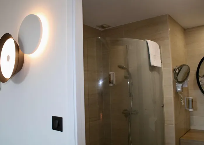 Campanile Ouest - Croix D'argent Hotel Montpellier