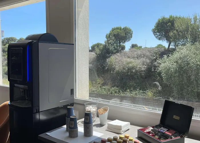 Hotel Campanile Ouest - Croix D'argent 4*