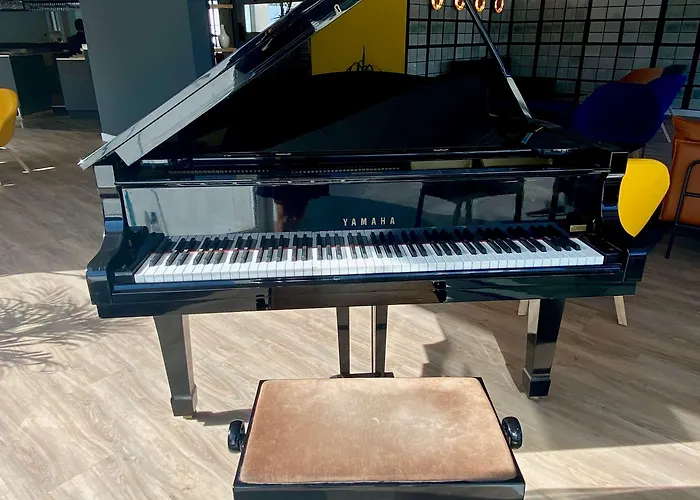 Hotel Campanile Ouest - Croix D'argent 4*