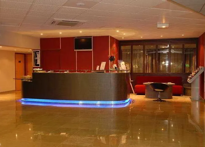 Campanile Ouest - Croix D'argent 4* Montpellier