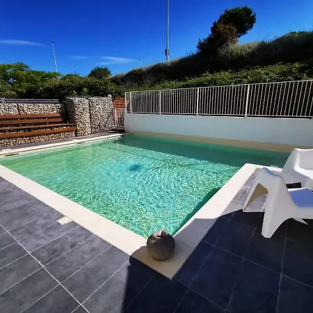 Campanile Ouest - Croix D'argent 4*