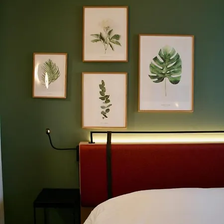 호텔 Campanile Ouest - Croix D'argent 4*