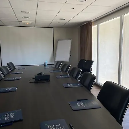 Campanile Ouest - Croix D'argent 4* Montpellier