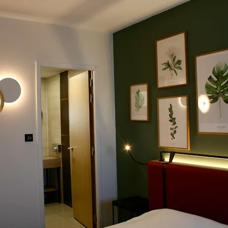 Campanile Ouest - Croix D'argent Hotel Montpellier