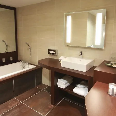 Hotel Campanile Ouest - Croix D'argent Montpellier