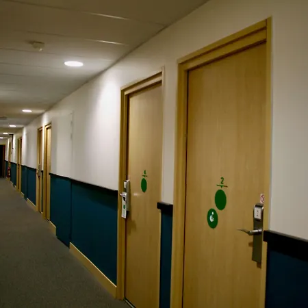 Campanile Ouest - Croix D'argent 4* Montpellier