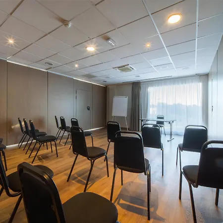 Campanile Ouest - Croix D'argent 4* Montpellier