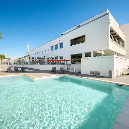 Campanile Ouest - Croix D'argent 4* Montpellier