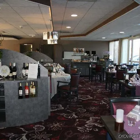 Campanile Ouest - Croix D'argent