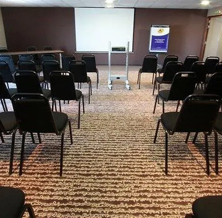 Campanile Ouest - Croix D'argent 4*